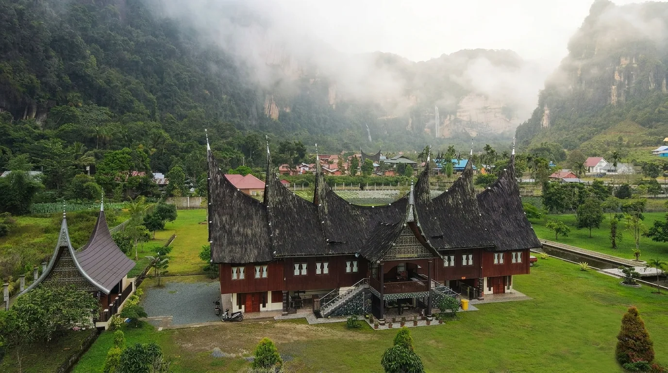 Harau Valley Travel Guide: Waterfalls, Villages, and What to Expect